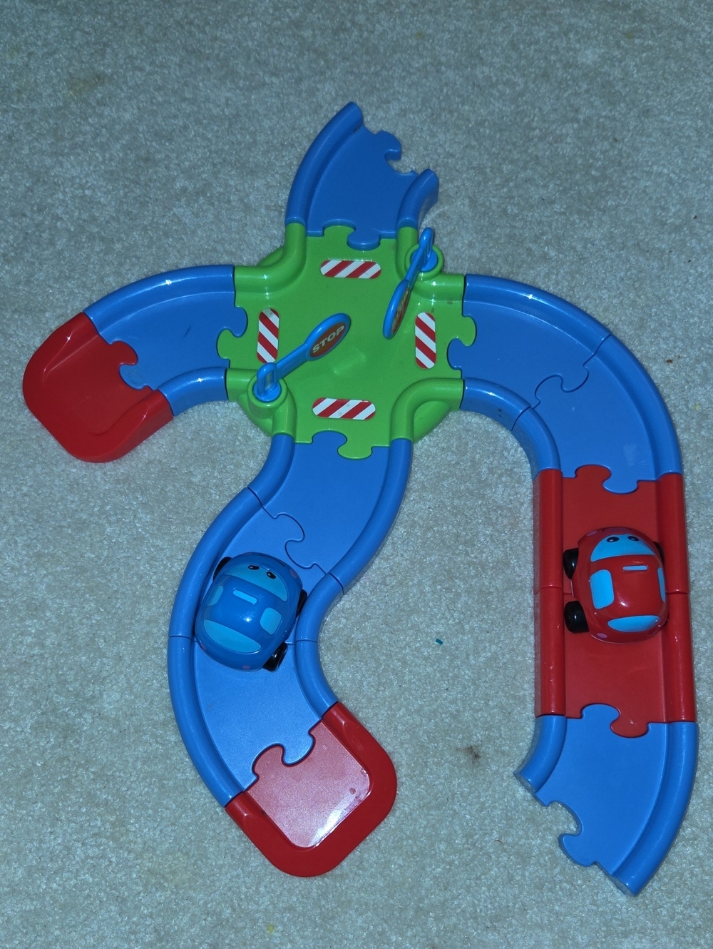 🎃 BOGO 🆓️Blue & Red Kids Track and Car Play Set - Bright Puzzle Racetrack